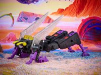 IN STOCK! Transformers Generations Legacy Deluxe Kickback