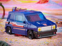 IN STOCK! Transformers Generations Legacy Deluxe Skids