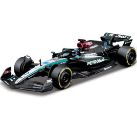 IN STOCK! Bburago: Formula 1 Mercedes W15 George Russell #63 with Helmet (2024) Die-Cast Metal 1:43 Scale Vehicle